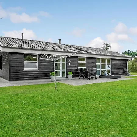 Holiday home Amazing In With Wifi *